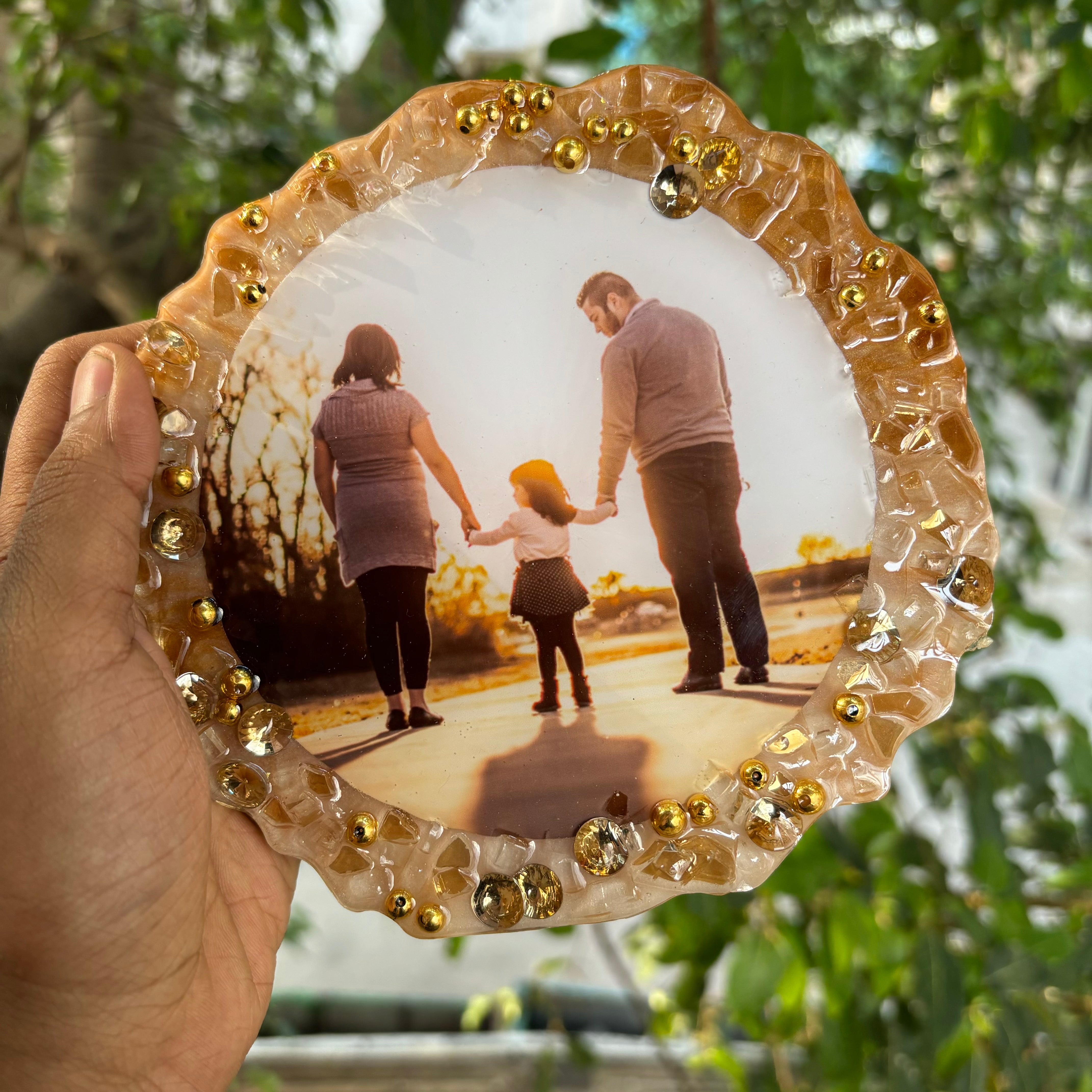 Gleaming Goldstone Customized Photo Frame 6 Inches with Golden Metal Stand