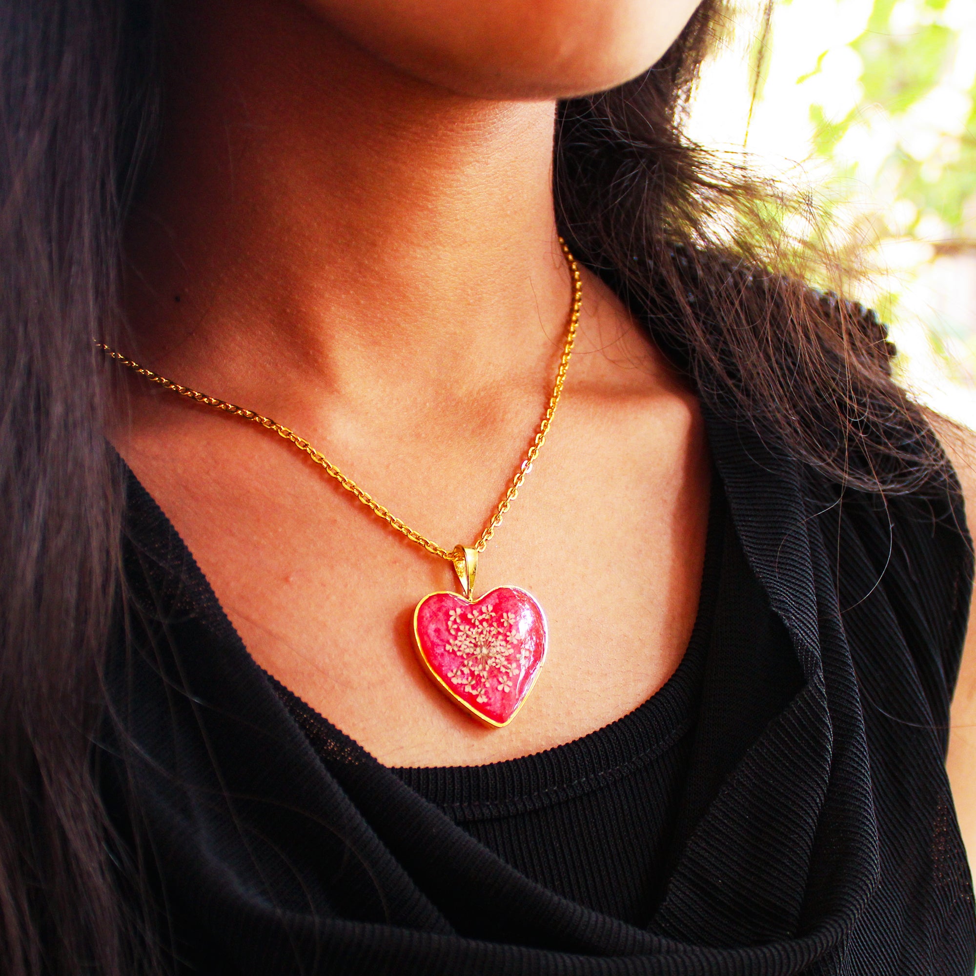 Scarlet Heart Real Sundrop Flower Necklace