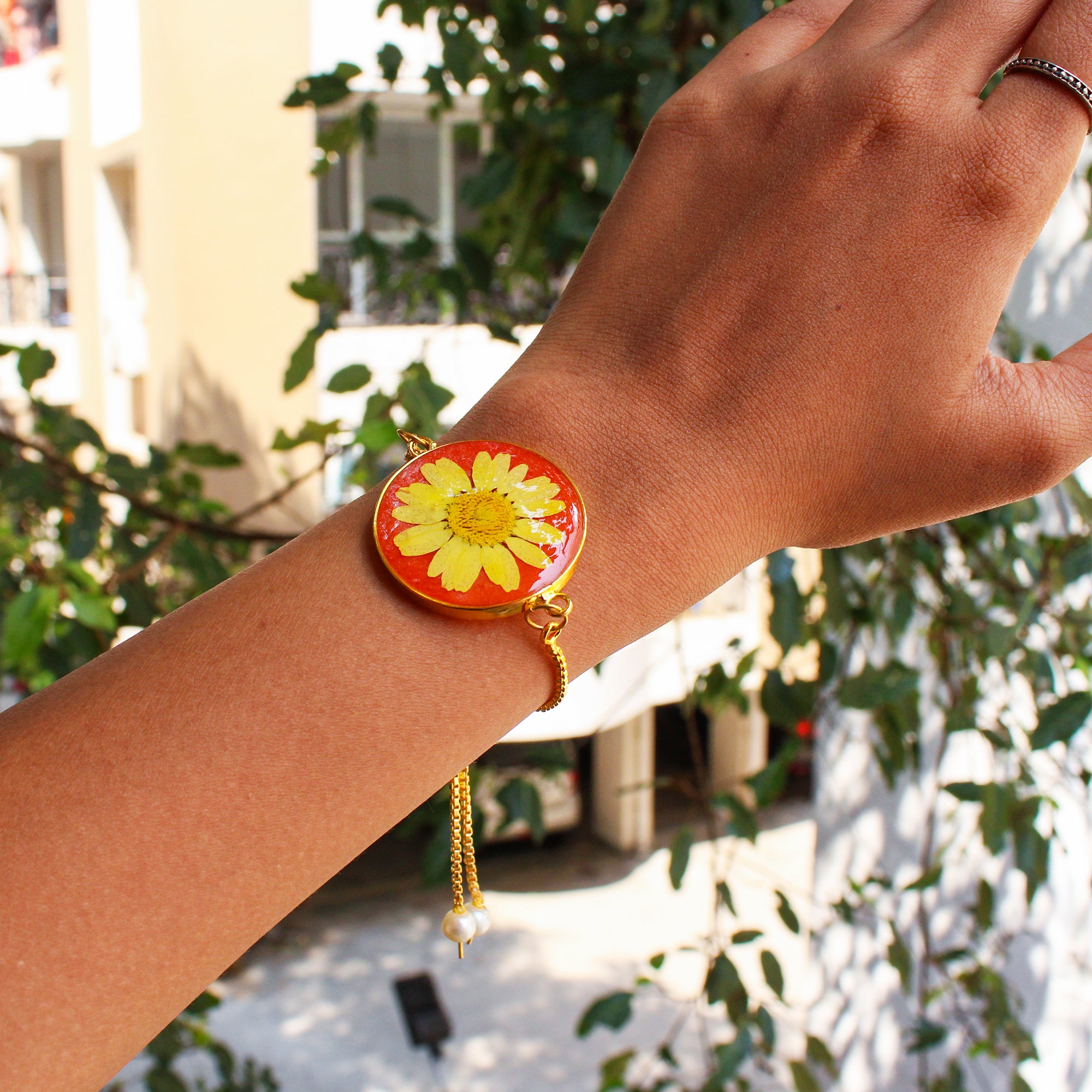 Sunbeam Petal Bracelet with Real Daisy Flower