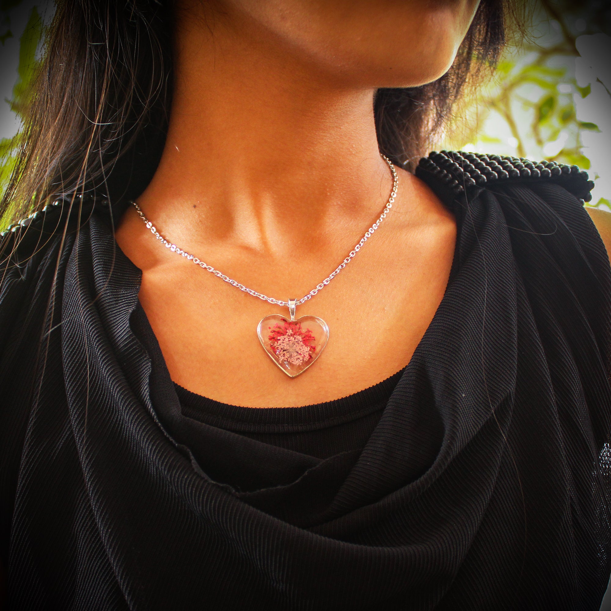 Vermilion Blossom Essence Pendant with Real Sundrop Flowers