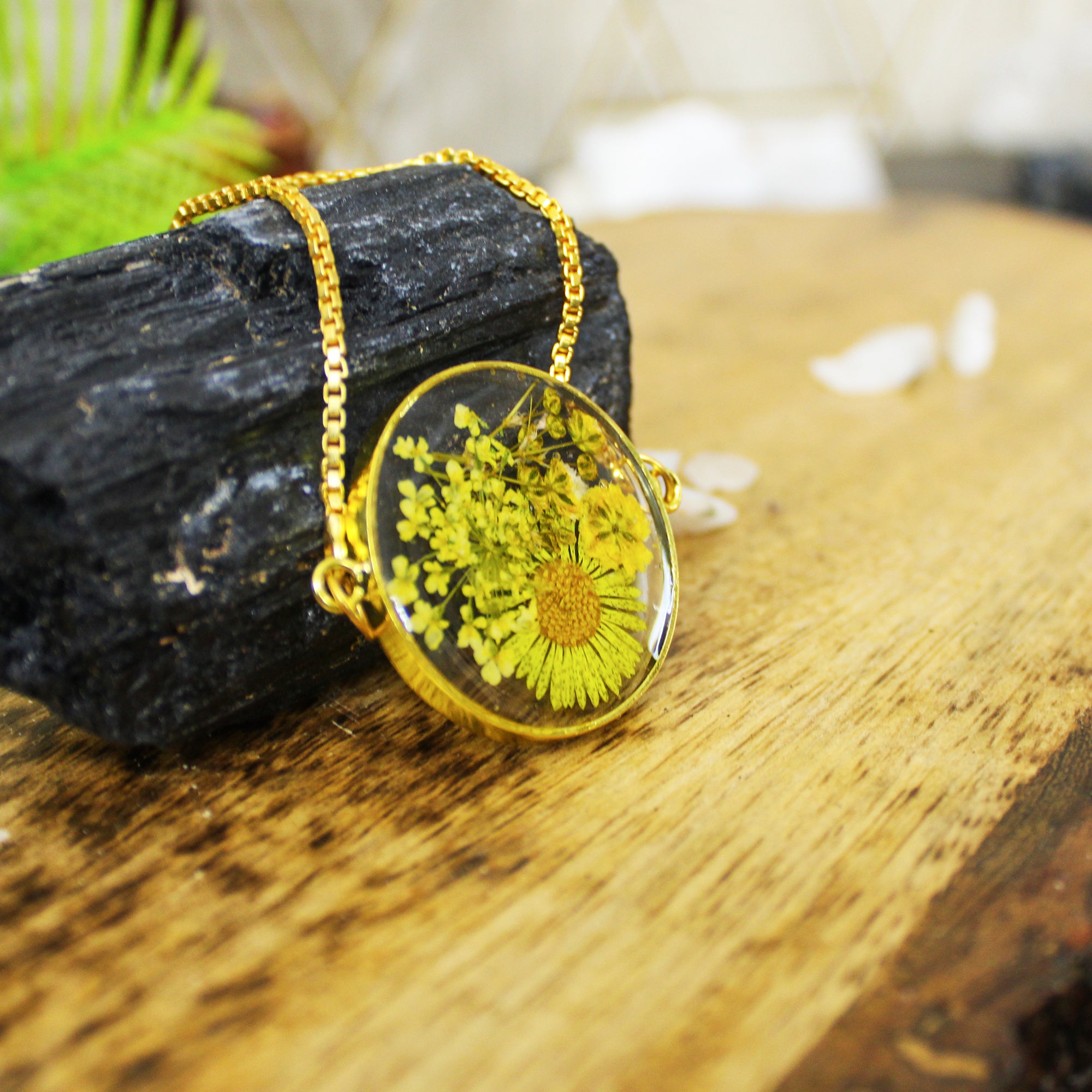 Citrine Meadow Bliss Bracelet With Real Daisy Flowers